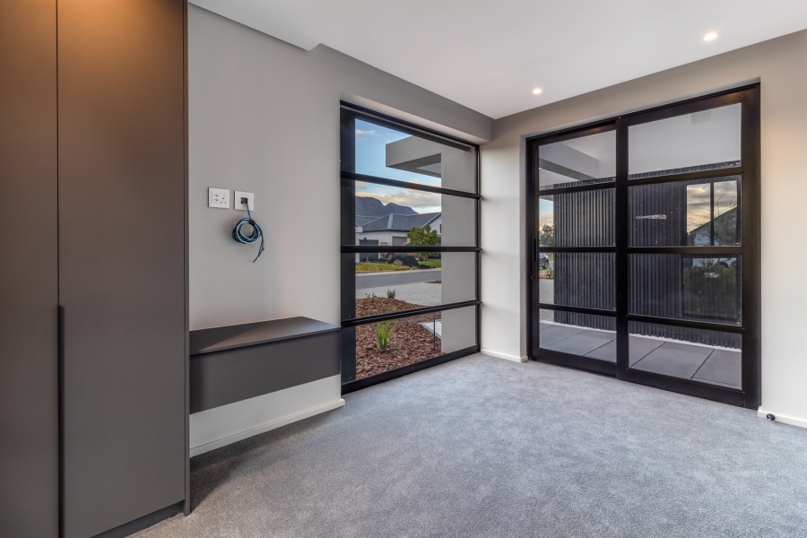 4 Bedroom Property for Sale in Pearl Valley at Val de Vie Western Cape